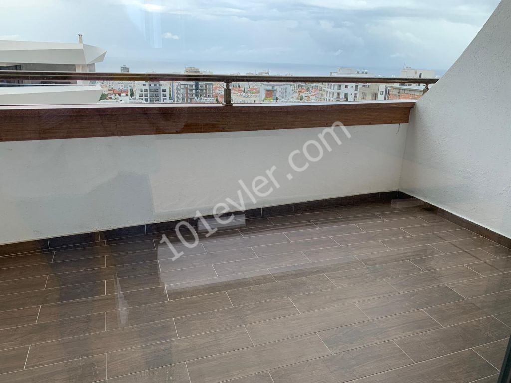 Flat To Rent in Girne Merkez, Kyrenia