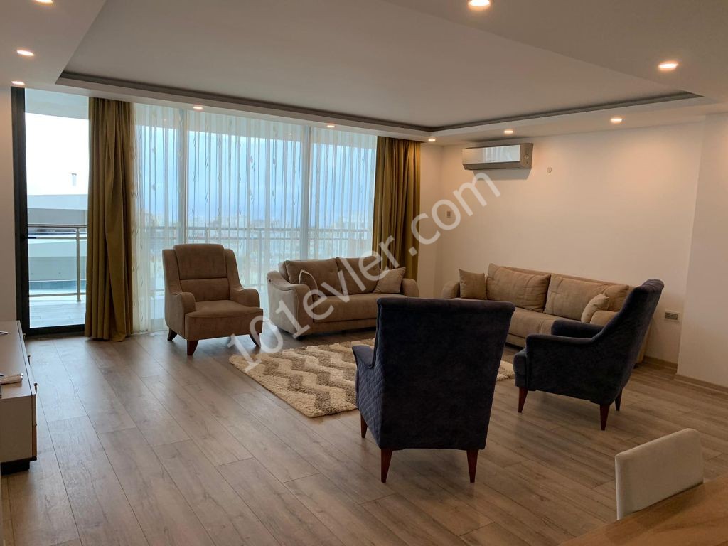 Flat To Rent in Girne Merkez, Kyrenia