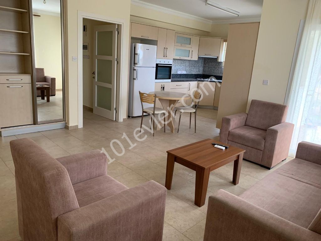 Flat To Rent in Girne Merkez, Kyrenia