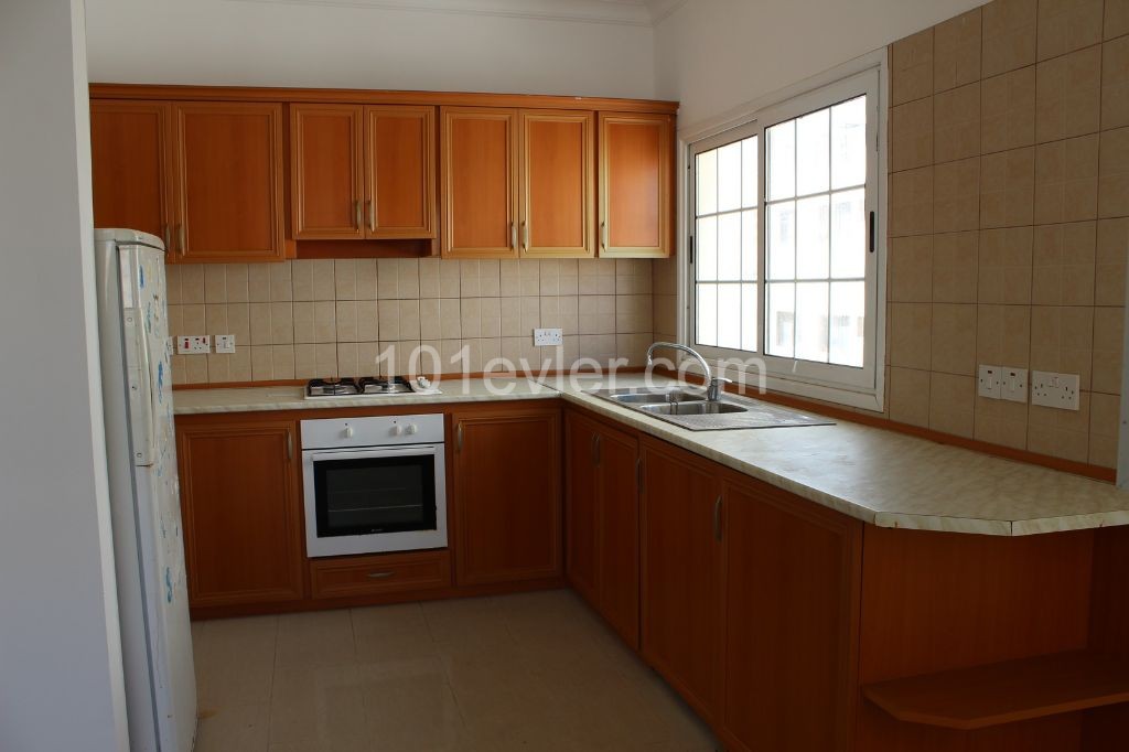 URGENTLY FOR SALE- THREE BEDROOM APARTMENT- CENTRAL FAMAGUSTA BEHIND COSTA CAFE