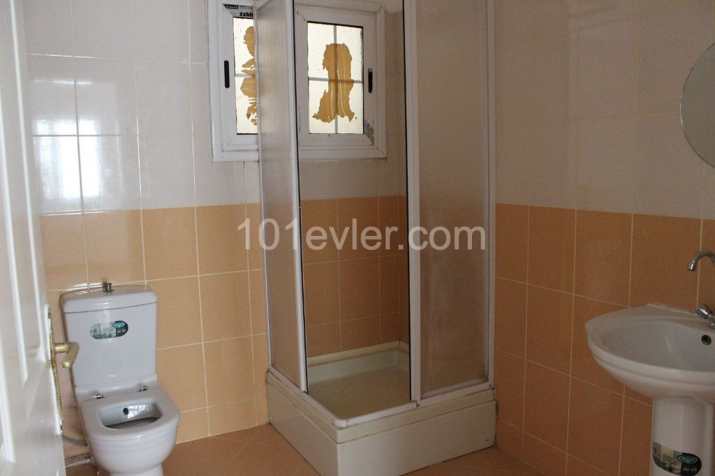 URGENTLY FOR SALE- THREE BEDROOM APARTMENT- CENTRAL FAMAGUSTA BEHIND COSTA CAFE