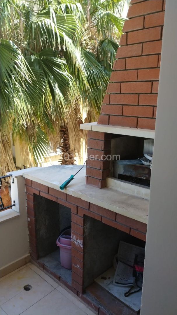 Flat To Rent in Yukarı Girne, Kyrenia