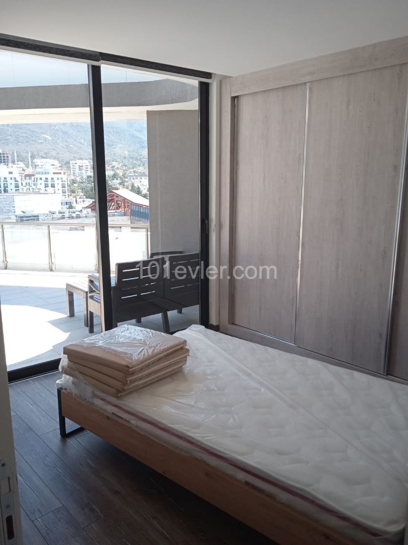 Penthouse Mieten in Girne Merkez, Kyrenia