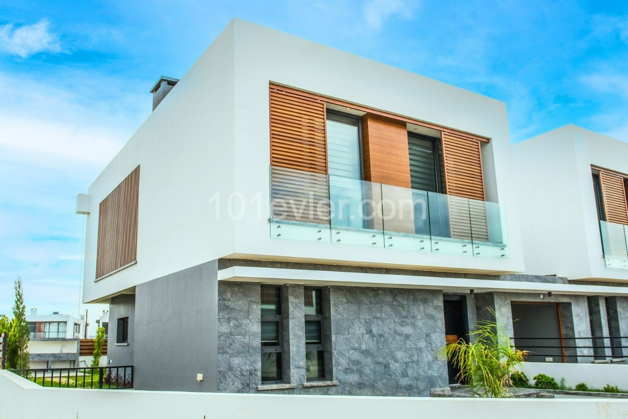 LUXURIOUS THREE BEDROOM DETACHED VILLAS - TURKISH TITLE DEEDS