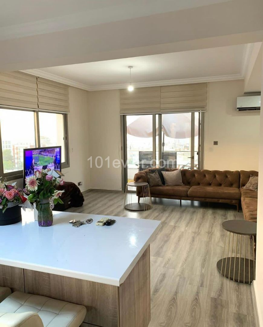 Lüks Üç Yatak Odalı Penthouse