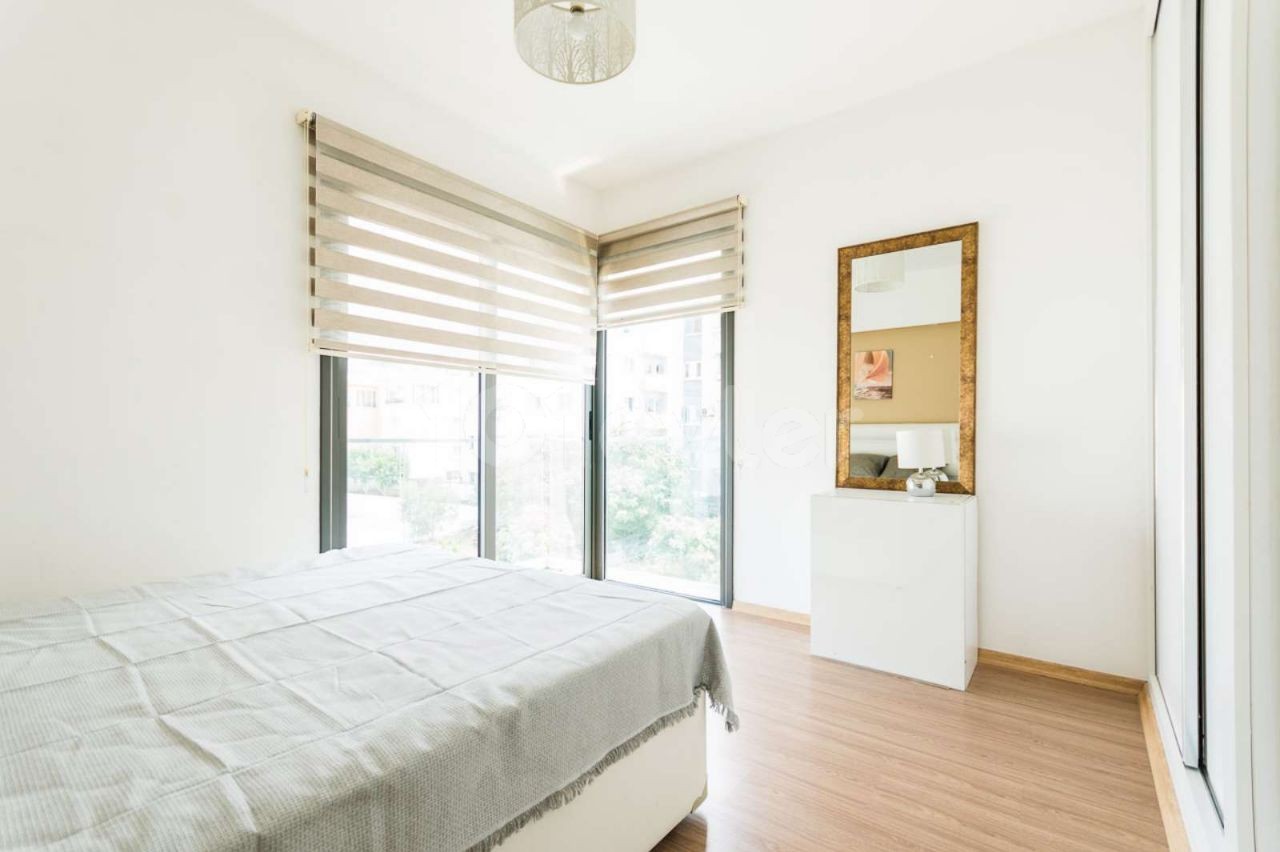 Flat For Sale in Aşağı Girne, Kyrenia