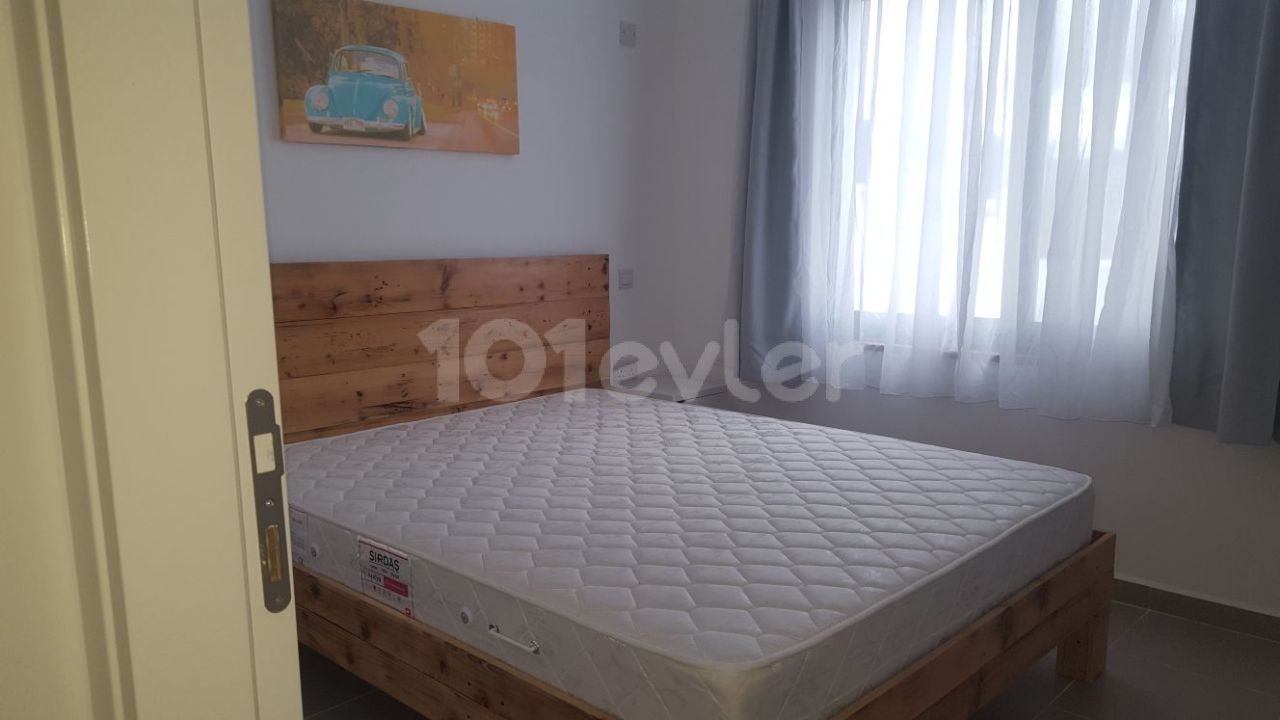 GİRNE MERKEZ'DE TMK Koleji yakınında 2+1 Kiralık daire