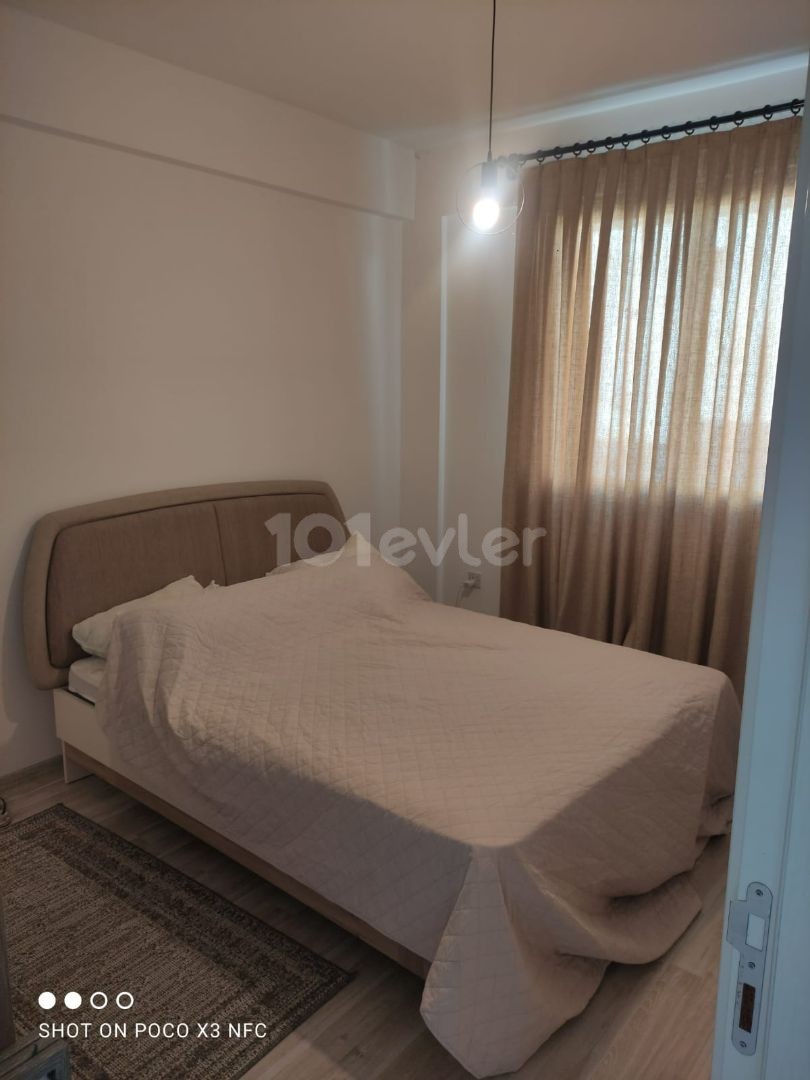 SPACIOUS ONE BEDROOM APARTMENT