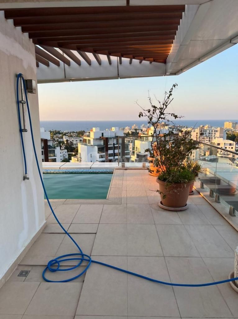 3 +1 Lux Furnished Apartment with Private Pool for Rent in the Center of Kyrenia ** 