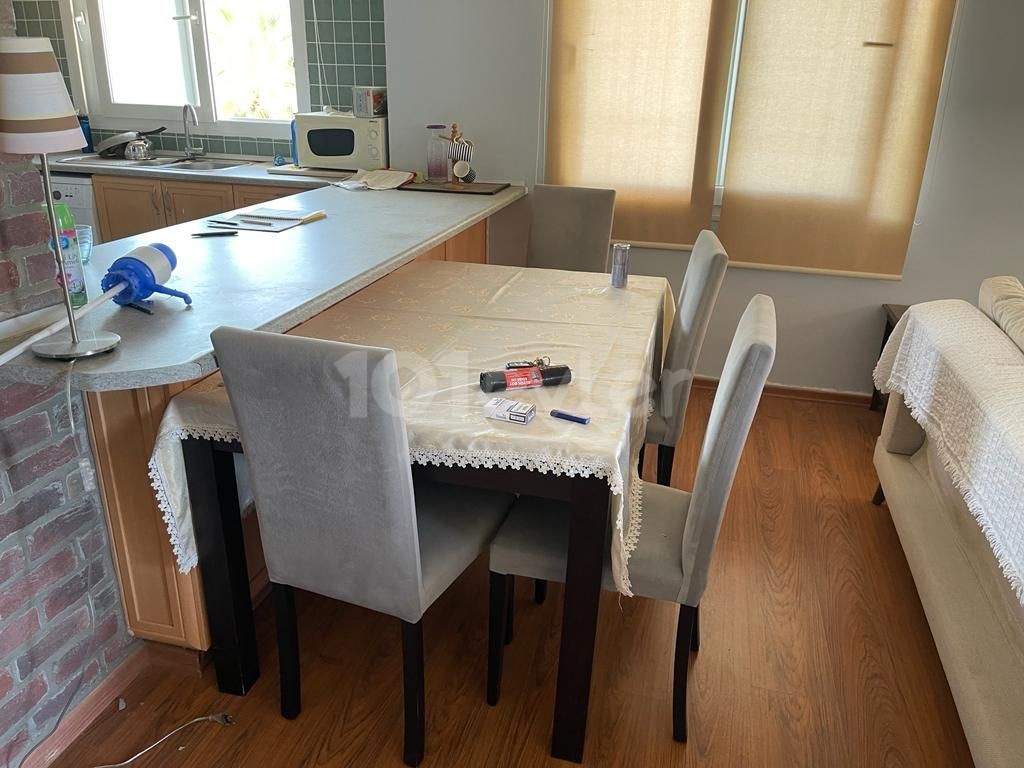 Flat To Rent in Yukarı Girne, Kyrenia