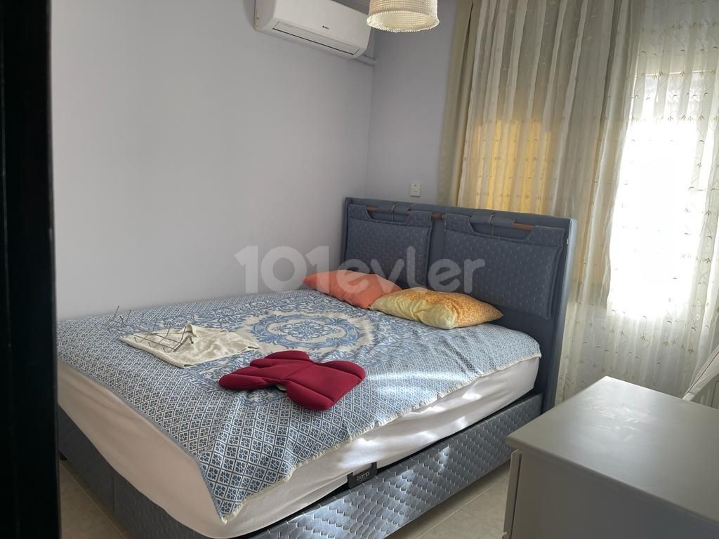 Flat To Rent in Yukarı Girne, Kyrenia