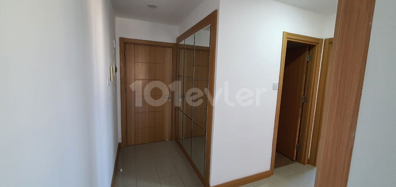 Girne Merkezde Kiralık 2+1  Full Eşyalı Daire 