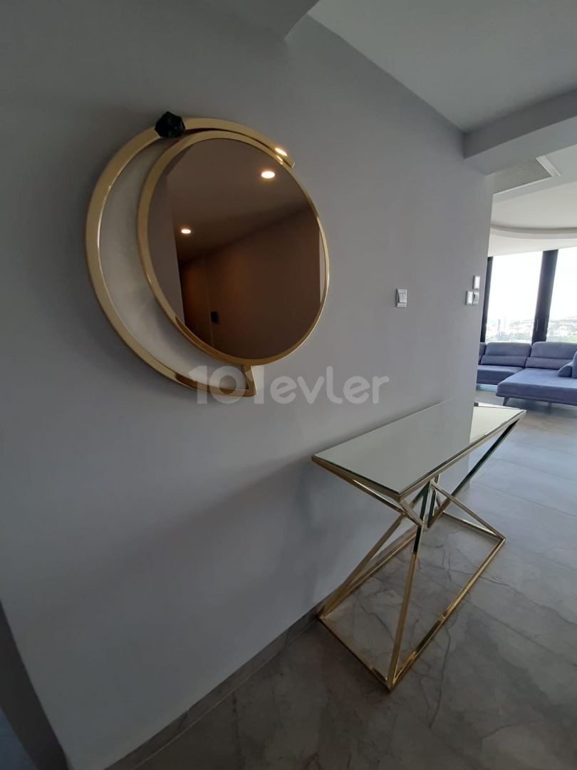 MUHTEŞEM DENİZ MANZARALI 238m² TÜRK TAPULU DAİRE (NARÇIN 0533 820 2055)