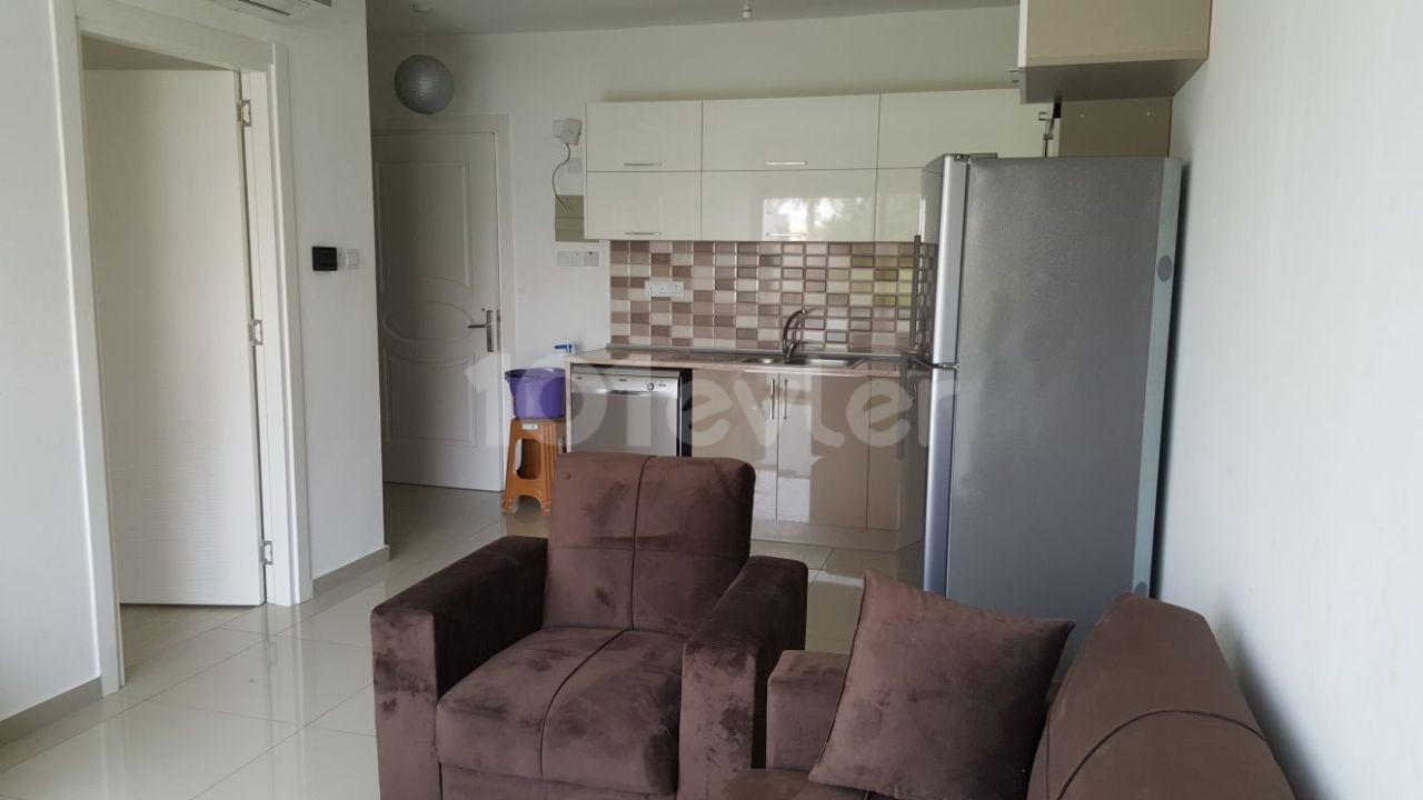 Girne Merkezde Kiralık 1+1 Eşyalı Daire  