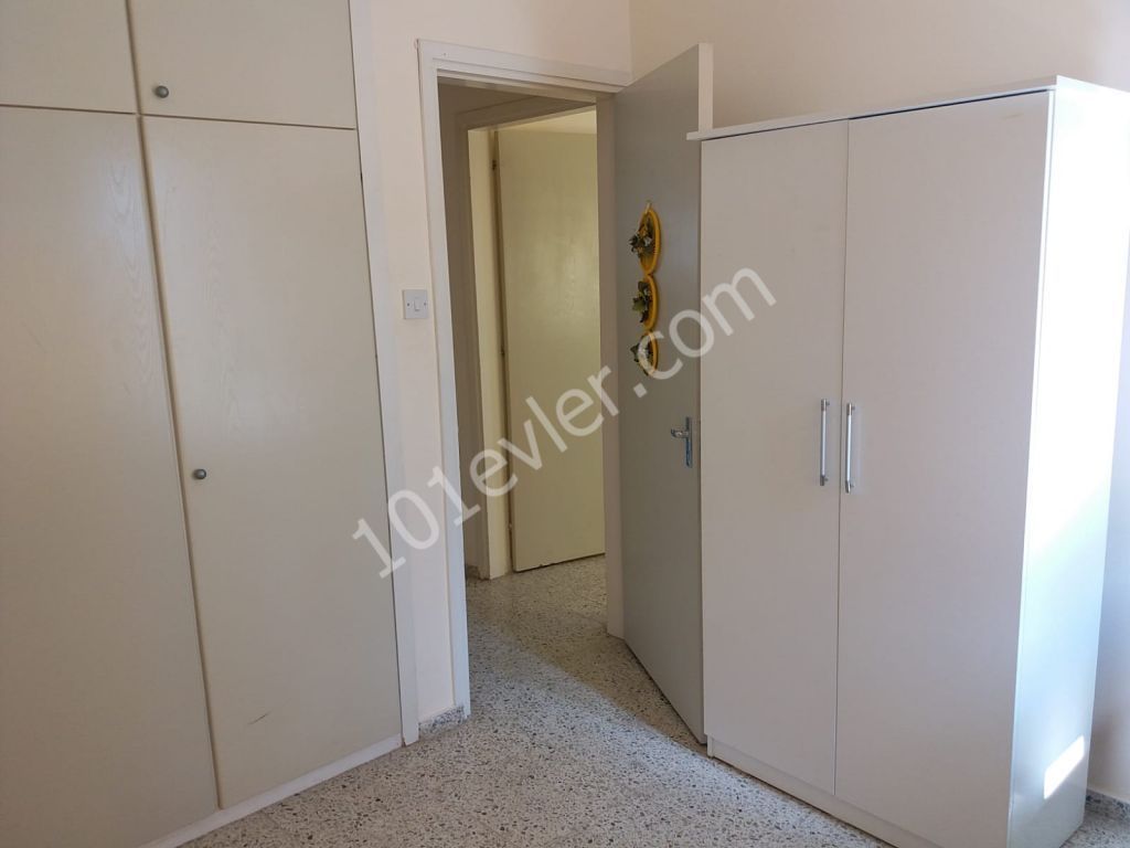 Yenikent'de full eşyalı kiralık 3+1 daire 2.350 TL