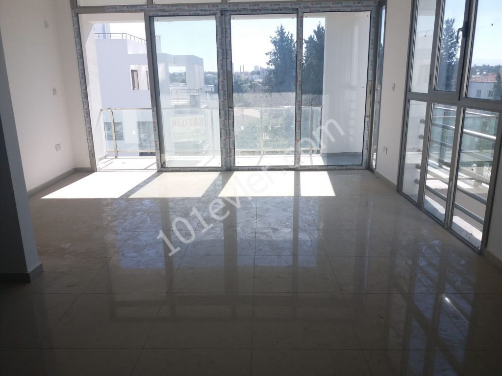 Flat For Sale in Küçük Kaymaklı, Nicosia