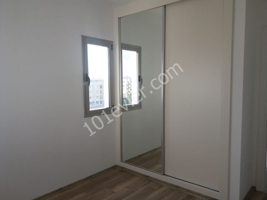 Penthouse For Sale in Küçük Kaymaklı, Nicosia