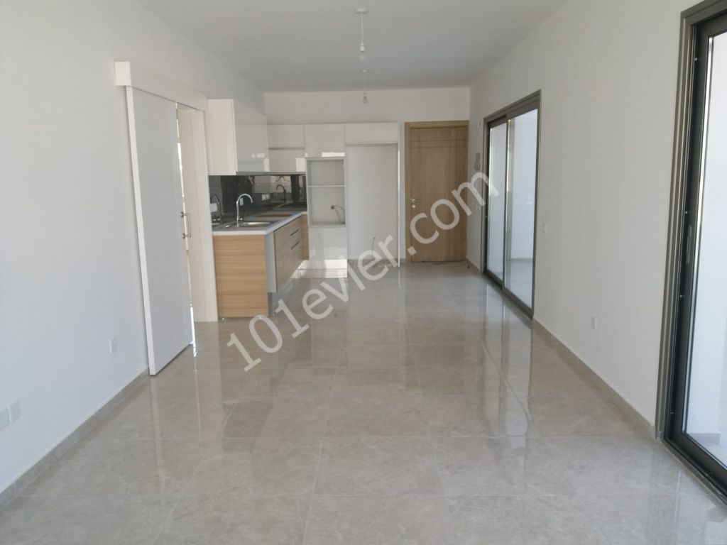 Penthouse For Sale in Küçük Kaymaklı, Nicosia