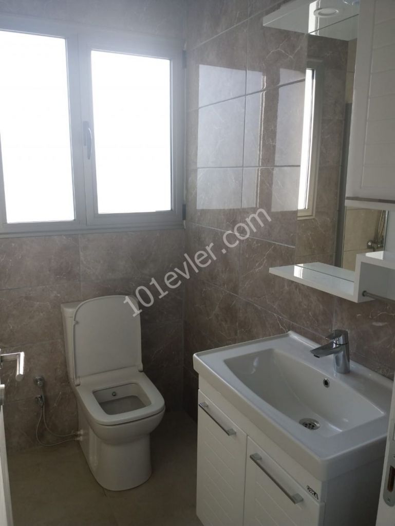 K.Kaymaklı'da satılık Türk koçanlı HEMEN TESLİM 2+1 penthouse 69.900 GBP