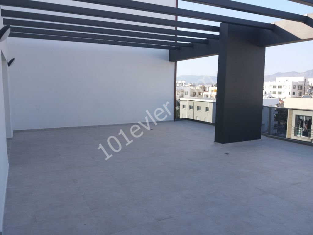 K.Kaymaklı'da satılık Türk koçanlı HEMEN TESLİM 2+1 penthouse 69.900 GBP