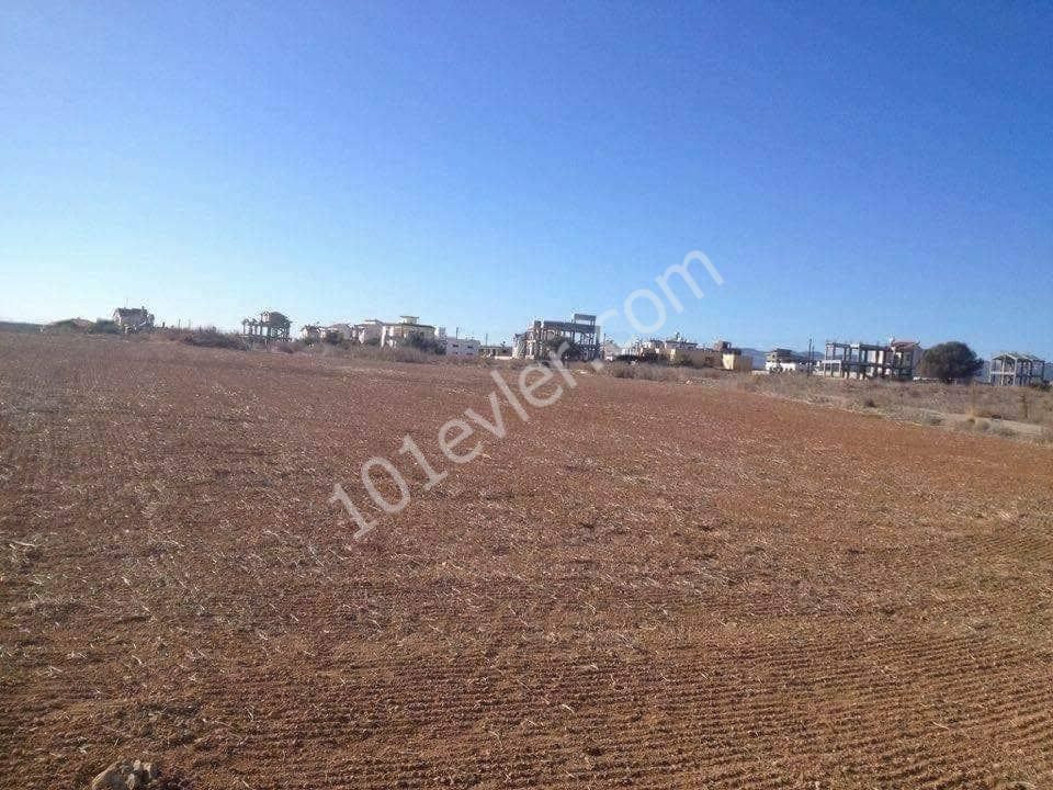 Residential Zoned Plot For Sale in Boğaztepe - Monarga, Iskele