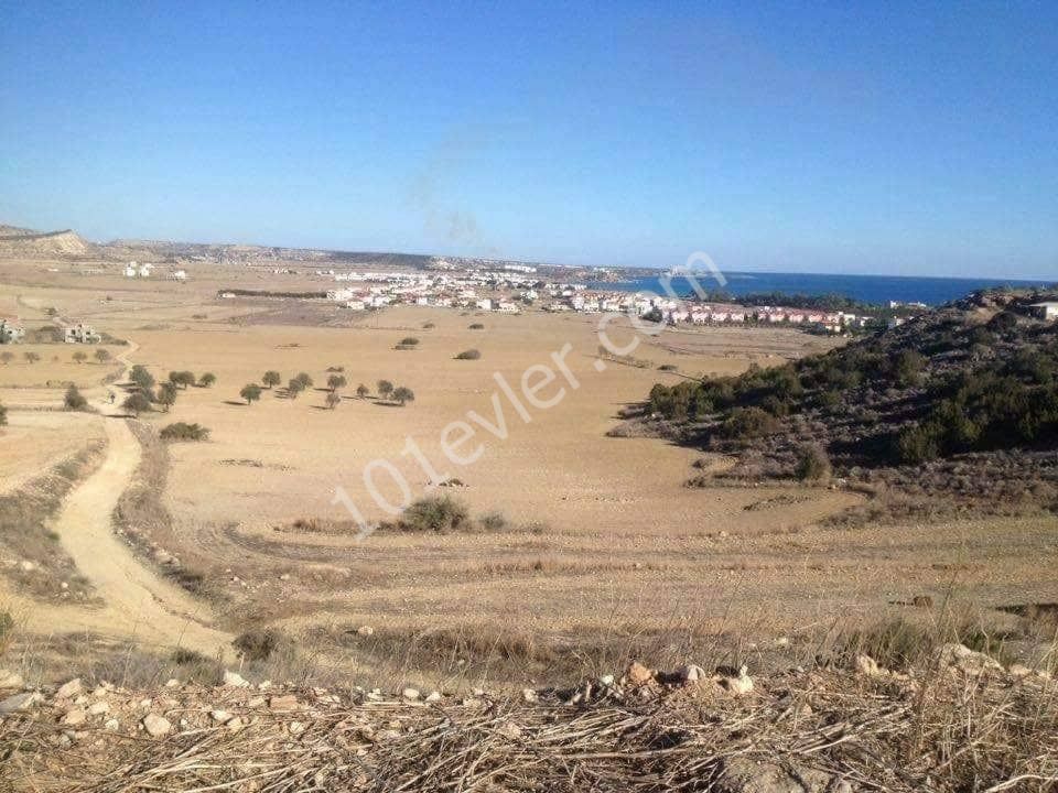 Residential Zoned Plot For Sale in Boğaztepe - Monarga, Iskele