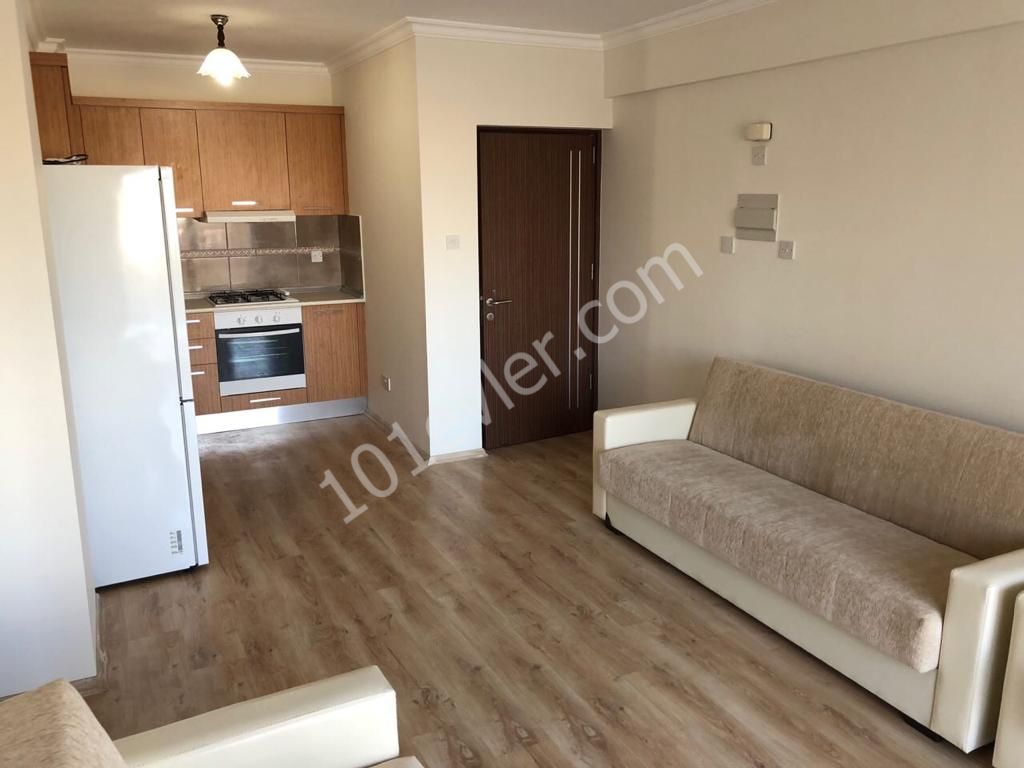 Long Beach'de denize 5dk mesafede, 2+1 satılık eşyalı daire 