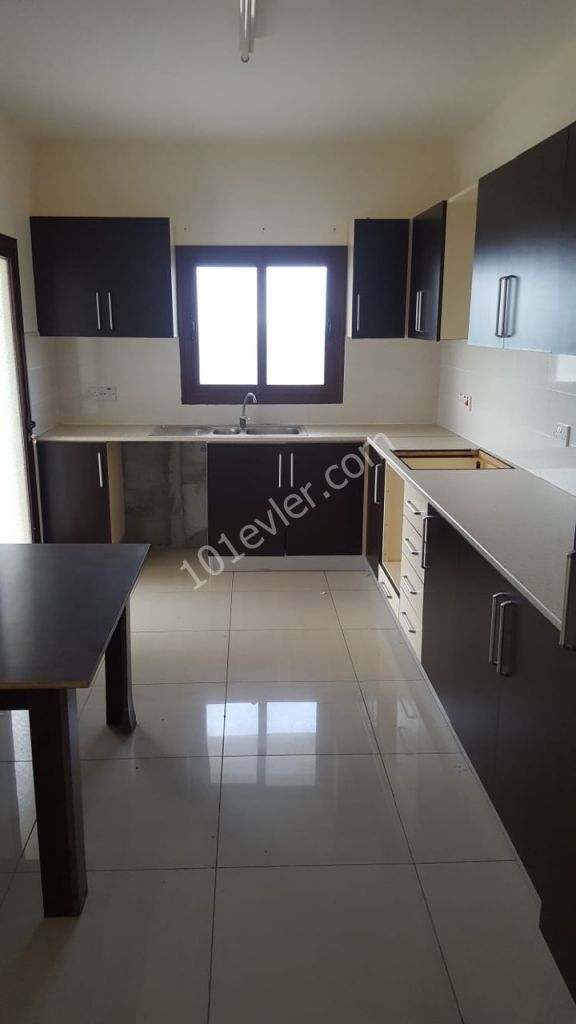 Flat For Sale in Yeni Boğaziçi, Famagusta