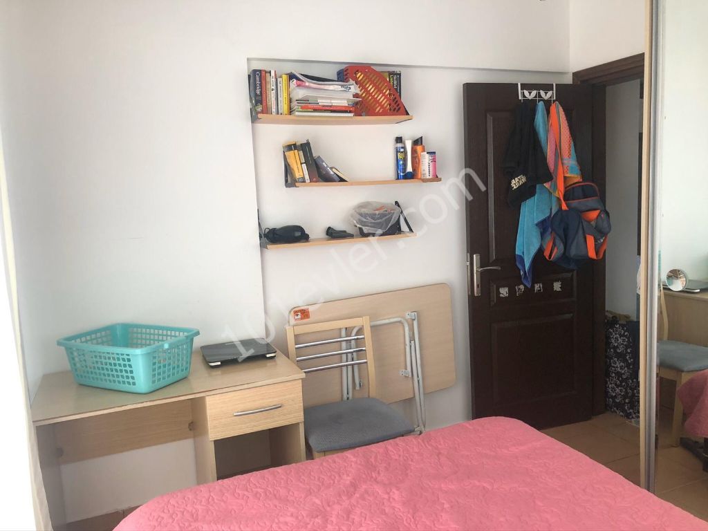 Mağusa / Salamis yolu üzerinde, full eşyalı satılık 2+1 daire