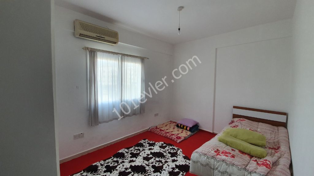 A spacious 2-bedroom apartment with a Turkish cob in the Karakol district. ** 