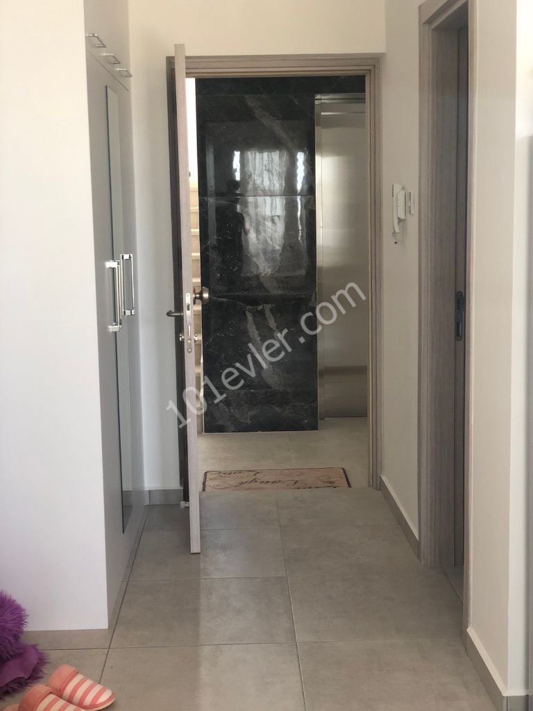 İskele / Long Beach' de, kiralık 1+0 daire.