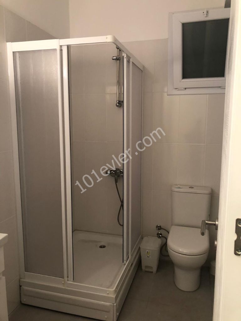 Mağusa şehir merkezinde, kiralık 2+1 daire