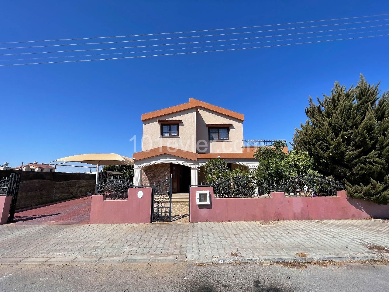 Villa For Sale in Yeni Boğaziçi, Famagusta