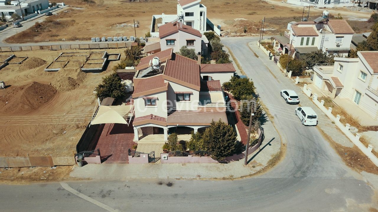 Villa For Sale in Yeni Boğaziçi, Famagusta