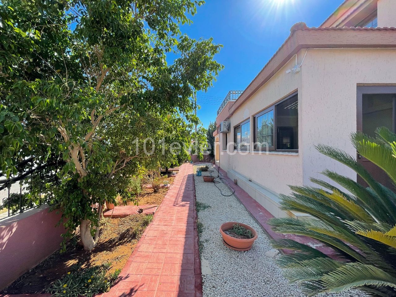 Villa For Sale in Yeni Boğaziçi, Famagusta