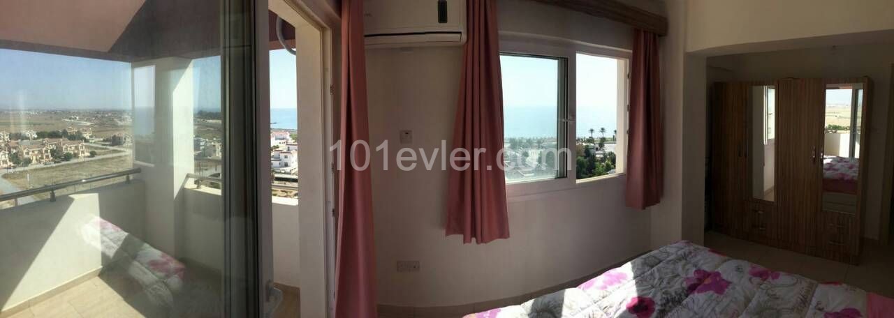 9. On the floor - with PANORAMIC sea views, furnished, taxes paid. ** 