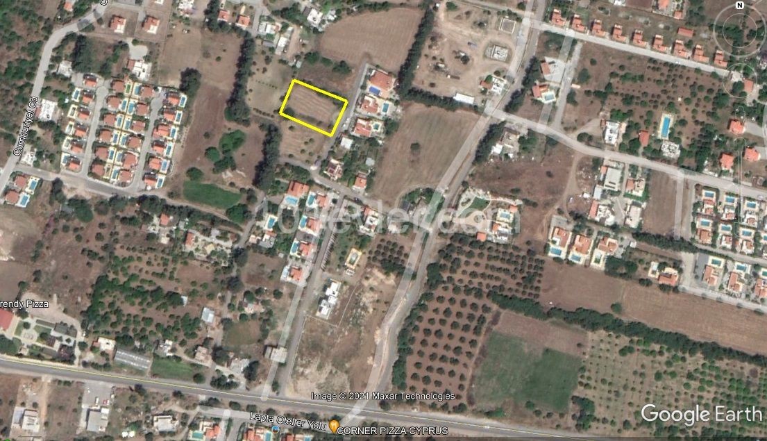 1.5 Acres of land suitable for the construction of villas in KARŞIYAKA ** 