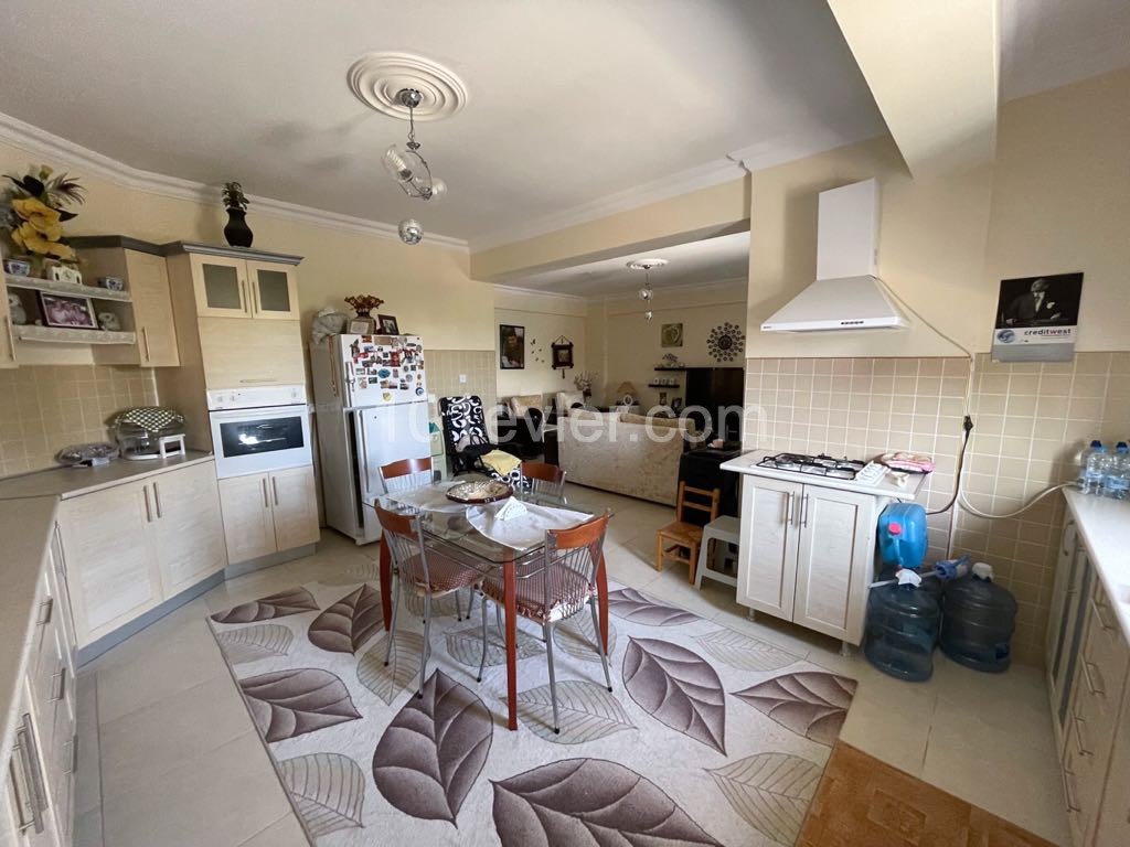 3+1 flat for sale in a perfect location in Famagusta! ** 