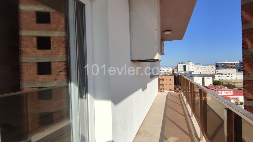 2+1 flat for rent in Famagusta Center! ** 