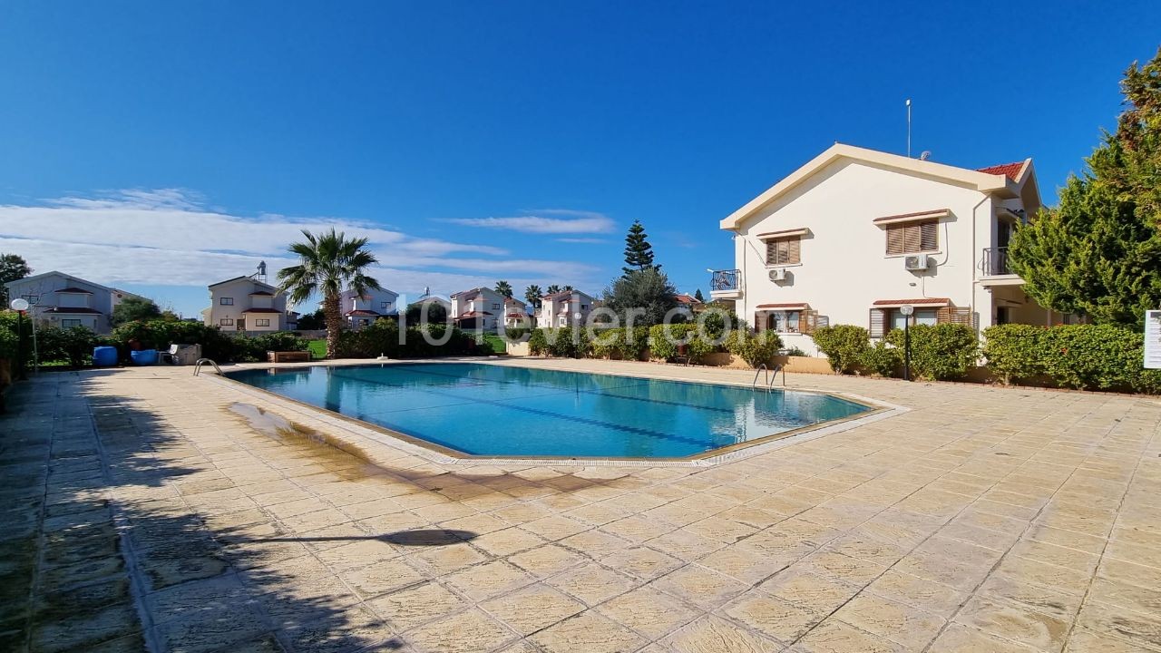 Detached villa in a complex with a pool. ** 