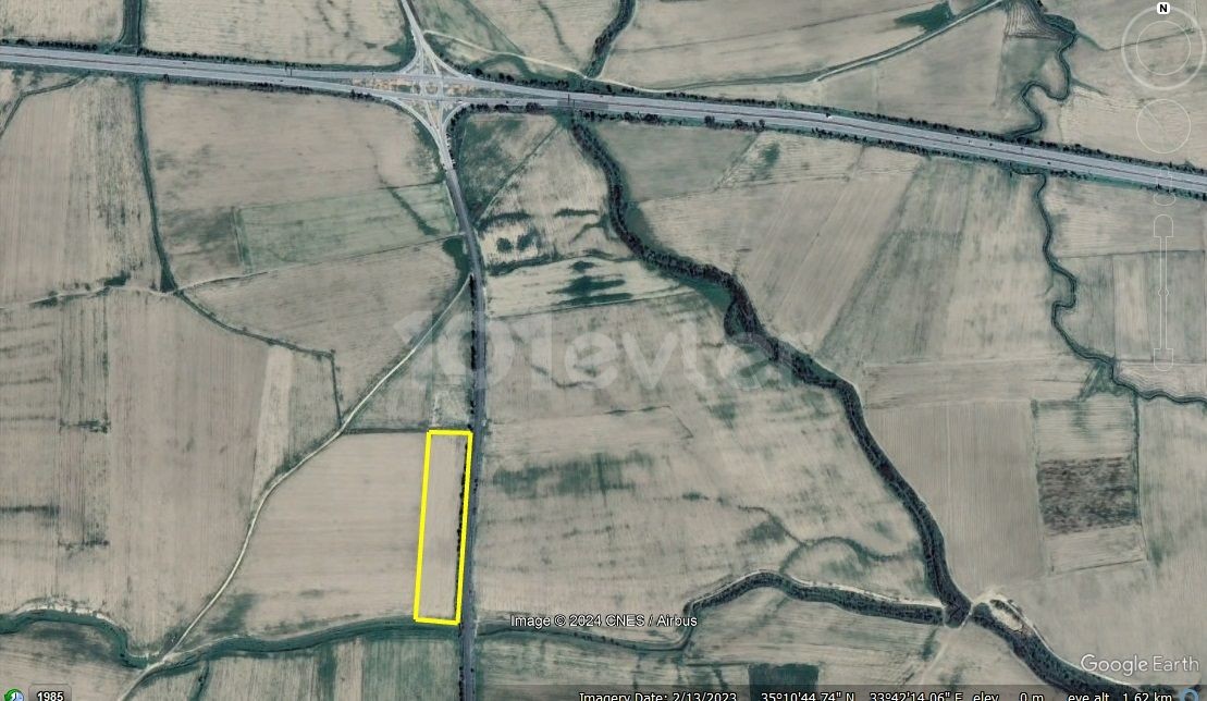 INONU village entrance - 300m road frontage + Zoning Field