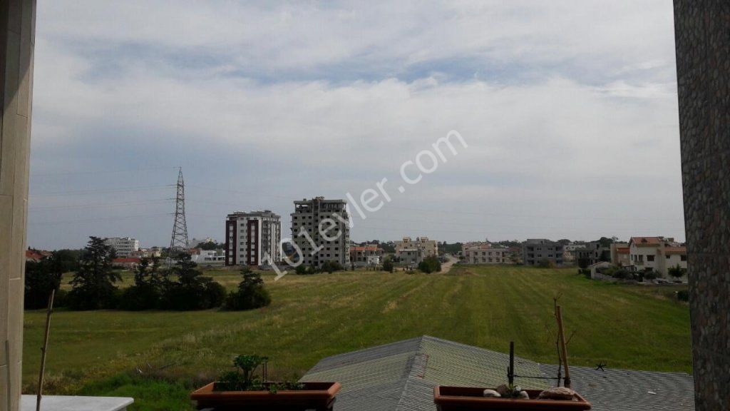 Flat For Sale in Yeni Boğaziçi, Famagusta