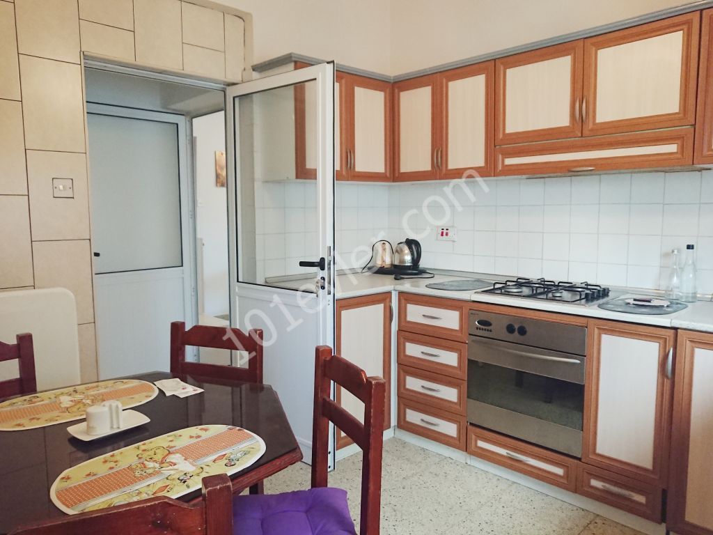 Flat To Rent in Girne Merkez, Kyrenia