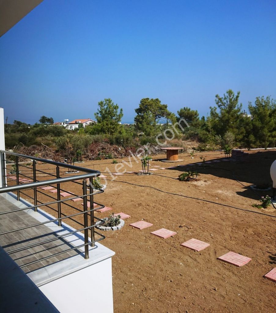 Flat To Rent in Karaoğlanoğlu, Kyrenia