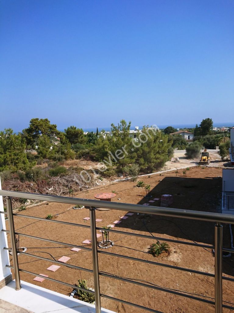 Flat To Rent in Karaoğlanoğlu, Kyrenia