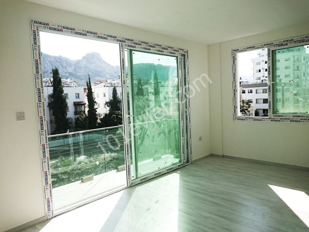 Flat For Sale in Girne Merkez, Kyrenia