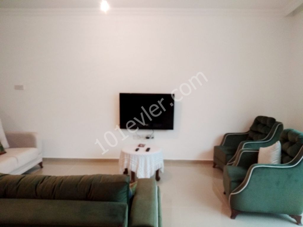 Flat For Sale in Karaoğlanoğlu, Kyrenia