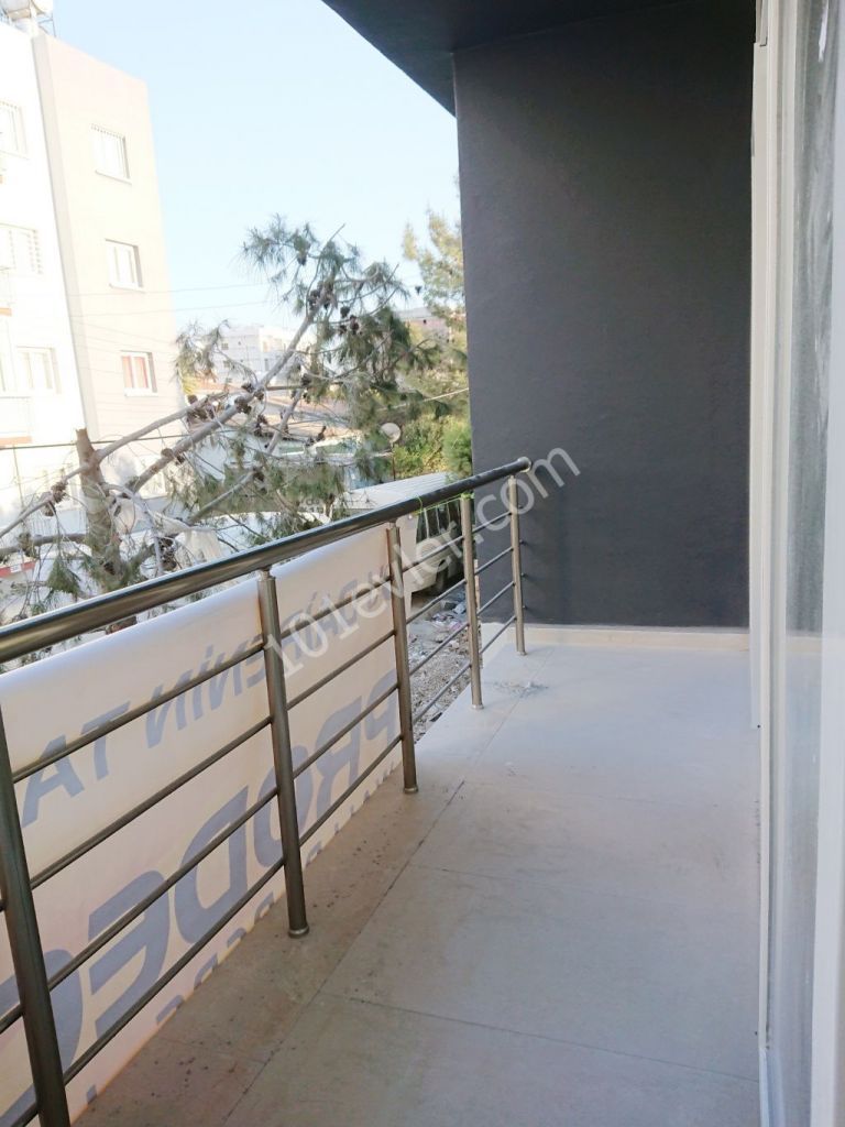 Flat For Sale in Küçük Kaymaklı, Nicosia