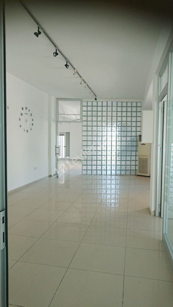 Business To Rent in Girne Merkez, Kyrenia