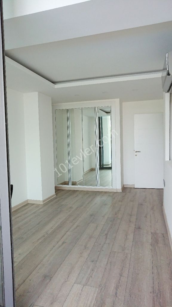 Flat For Sale in Girne Merkez, Kyrenia